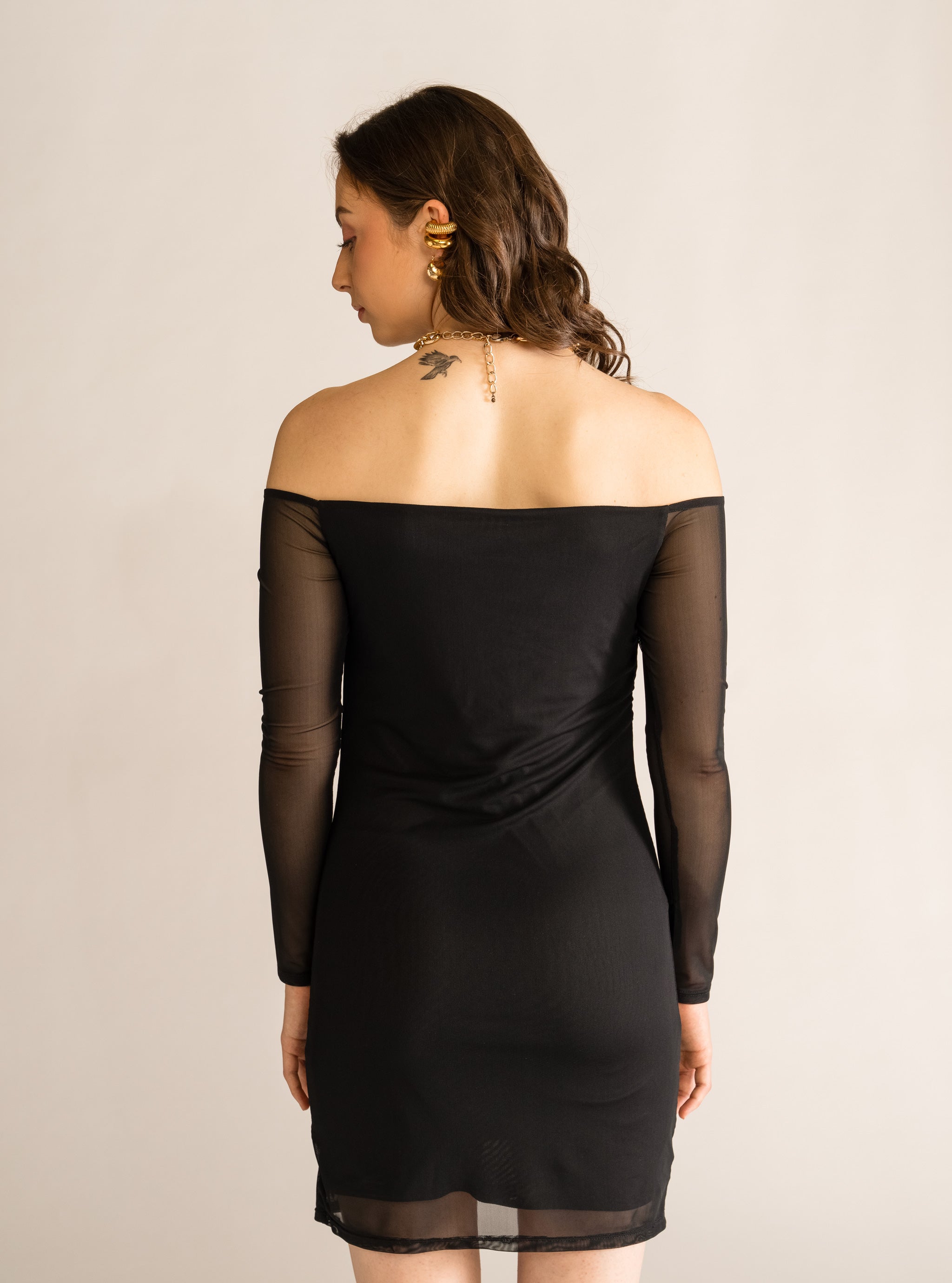 Lady In Black Dress, Negro